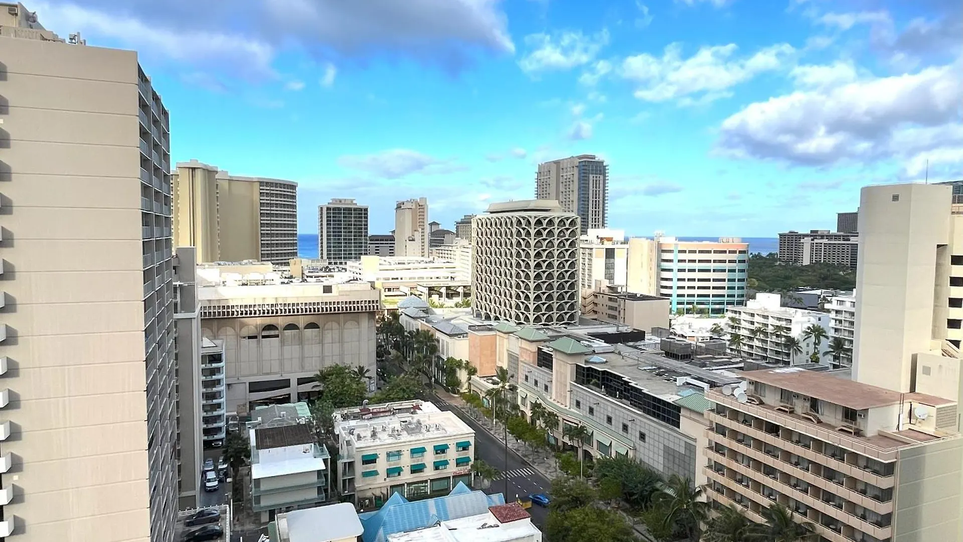 Hébergement de vacances Royal Kuhio 1710 - Spacious Studio With Stunning Ocean City Views In The Heart Of Waikiki! Honolulu